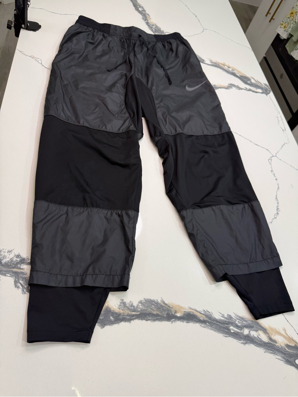 Nike Pants Men’s Medium Black Power Running Division Activewear Lined